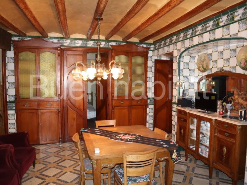 9 bedroom Townhouse for sale in Vilafranca - € 170,000 (Ref: 9586891)