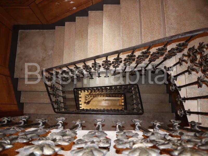 9 bedroom Townhouse for sale in Vilafranca - € 170,000 (Ref: 9586891)