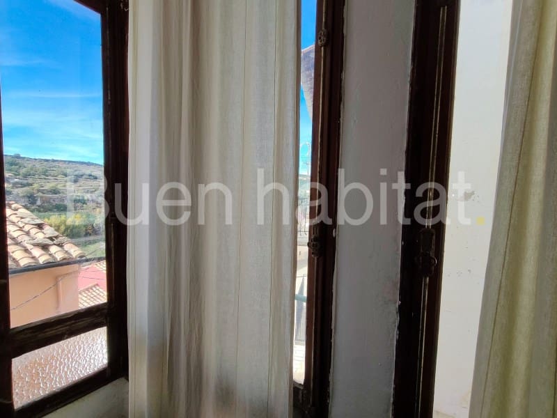 9 bedroom Townhouse for sale in Vilafranca - € 170,000 (Ref: 9586891)