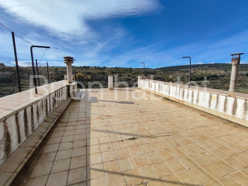 9 bedroom Townhouse for sale in Vilafranca - € 170,000 (Ref: 9586891)