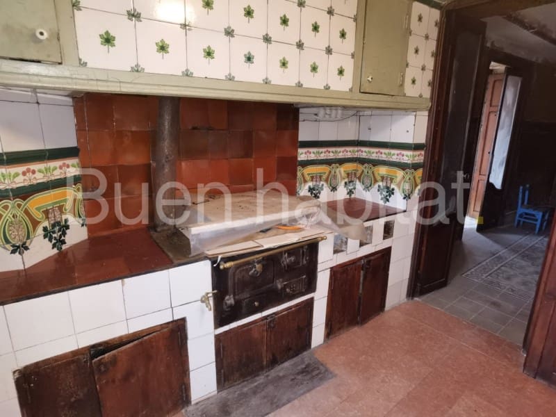 9 bedroom Townhouse for sale in Vilafranca - € 170,000 (Ref: 9586891)
