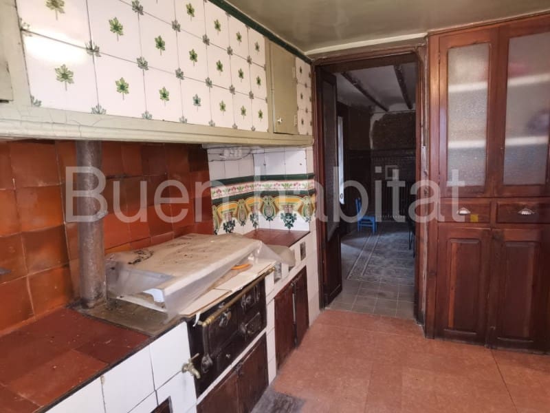 9 bedroom Townhouse for sale in Vilafranca - € 170,000 (Ref: 9586891)