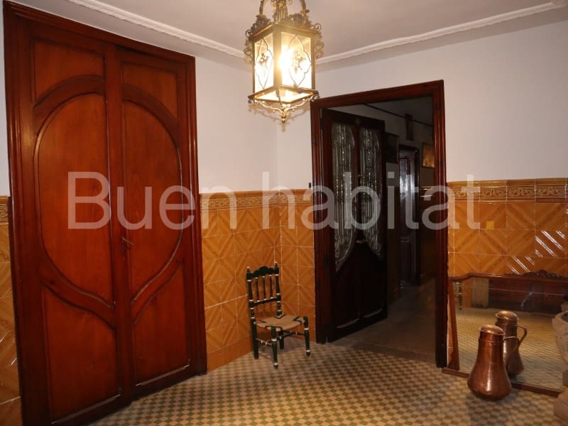 9 bedroom Townhouse for sale in Vilafranca - € 170,000 (Ref: 9586891)