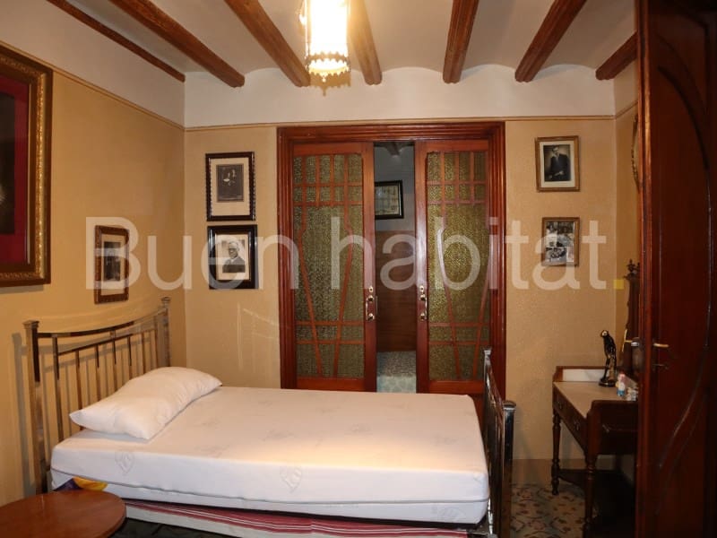 9 bedroom Townhouse for sale in Vilafranca - € 170,000 (Ref: 9586891)