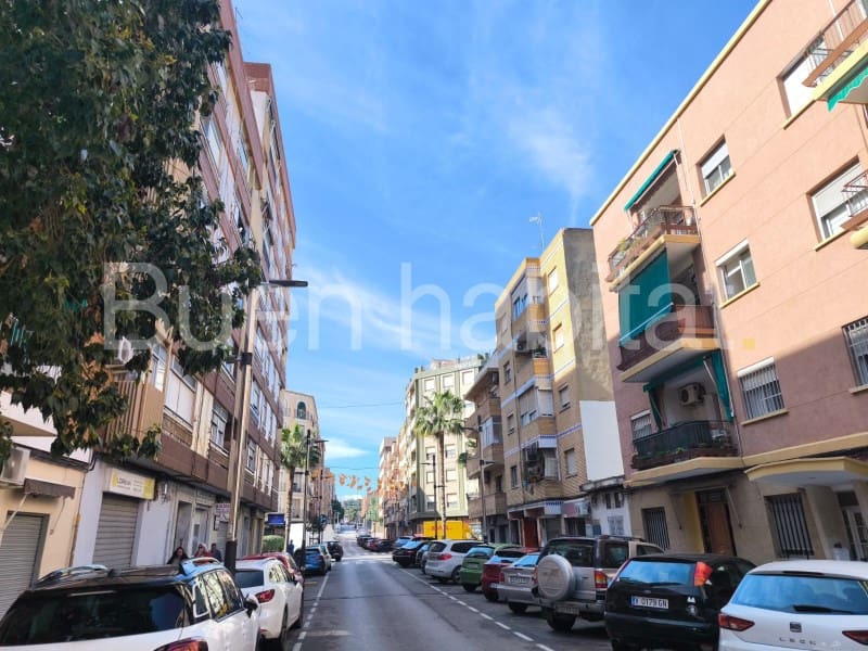 3 bedroom Flat for sale in Torrent - € 119,000 (Ref: 9586893)