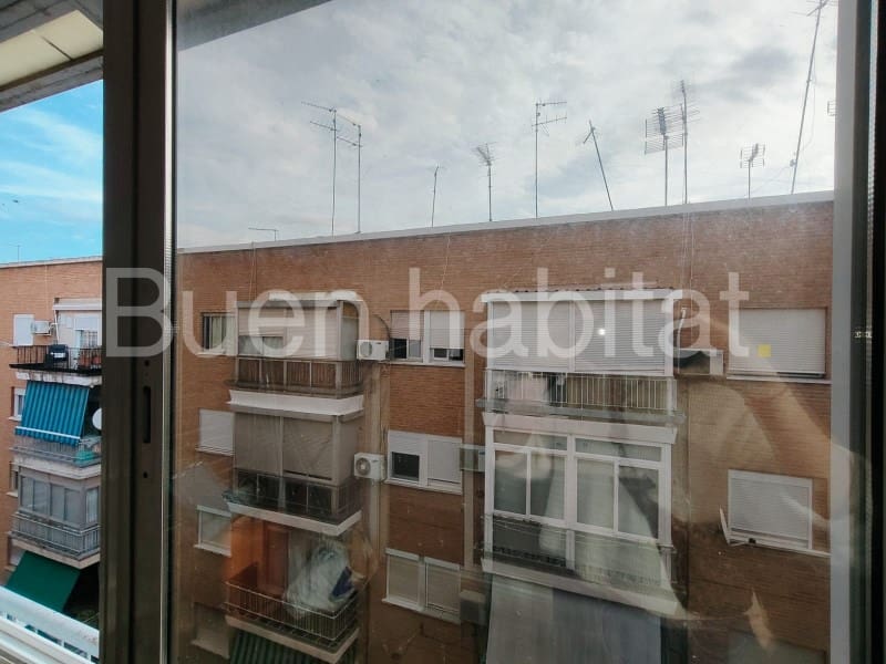 3 bedroom Flat for sale in Torrent - € 119,000 (Ref: 9586893)