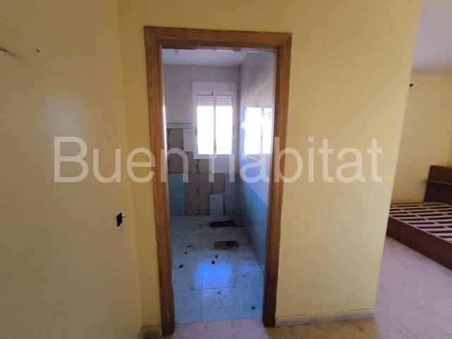 3 chambre Villa/Maison à vendre à Turís avec garage - 150 000 € (Ref: 9586896)