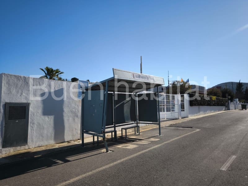 3 bedroom Villa for sale in Turis with garage - € 150,000 (Ref: 9586896)