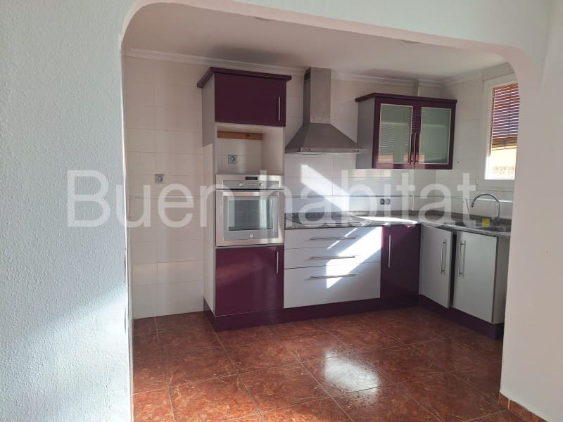 3 soverom Leilighet til leie i Onda - € 750 (Ref: 9608118)