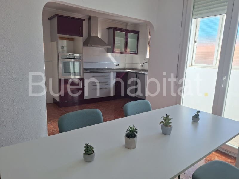 3 soverom Leilighet til leie i Onda - € 750 (Ref: 9608118)