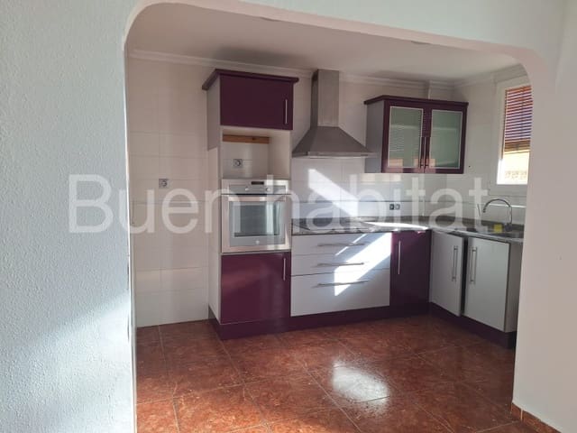 3 camera da letto Appartamento da affittare in Onda - 750 € (Rif: 9608118)