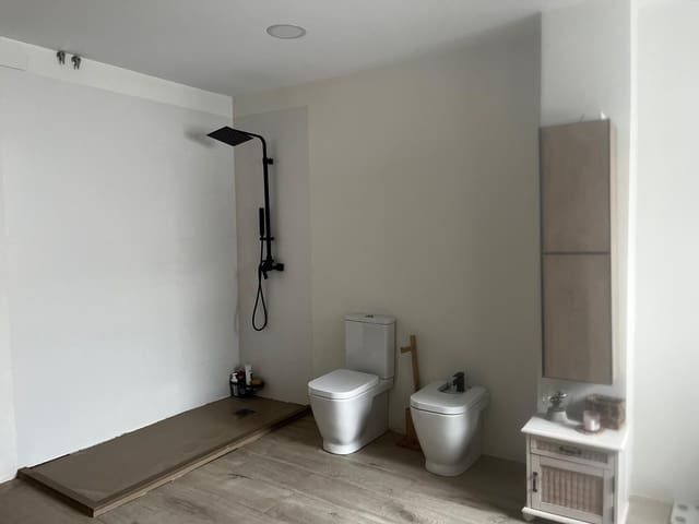 Chalet de 3 habitaciones en Alberic en venta - 200.000 € (Ref: 10062708)