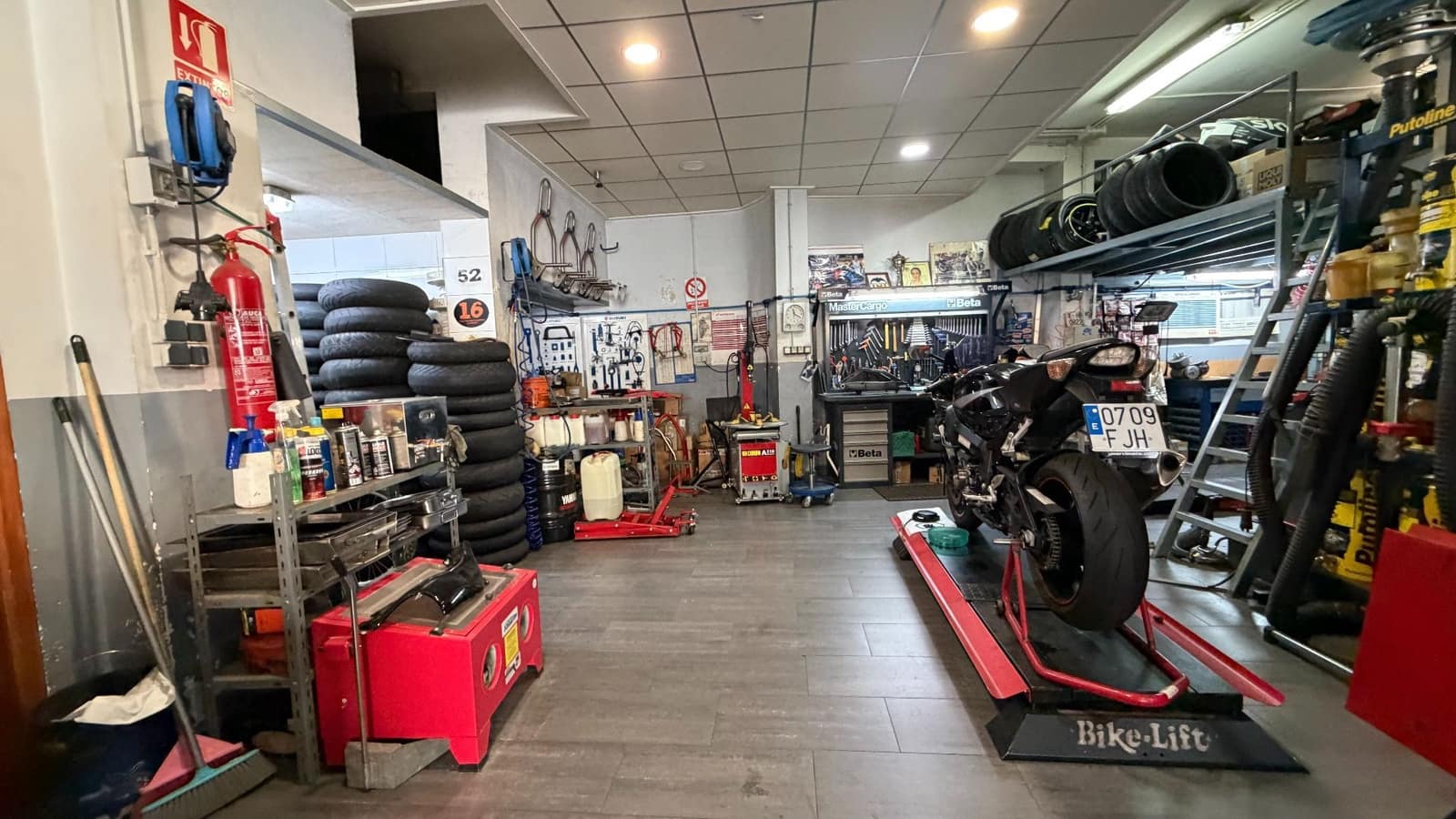 Local Commercial à vendre à Alberic - 124 000 € (Ref: 10062719)