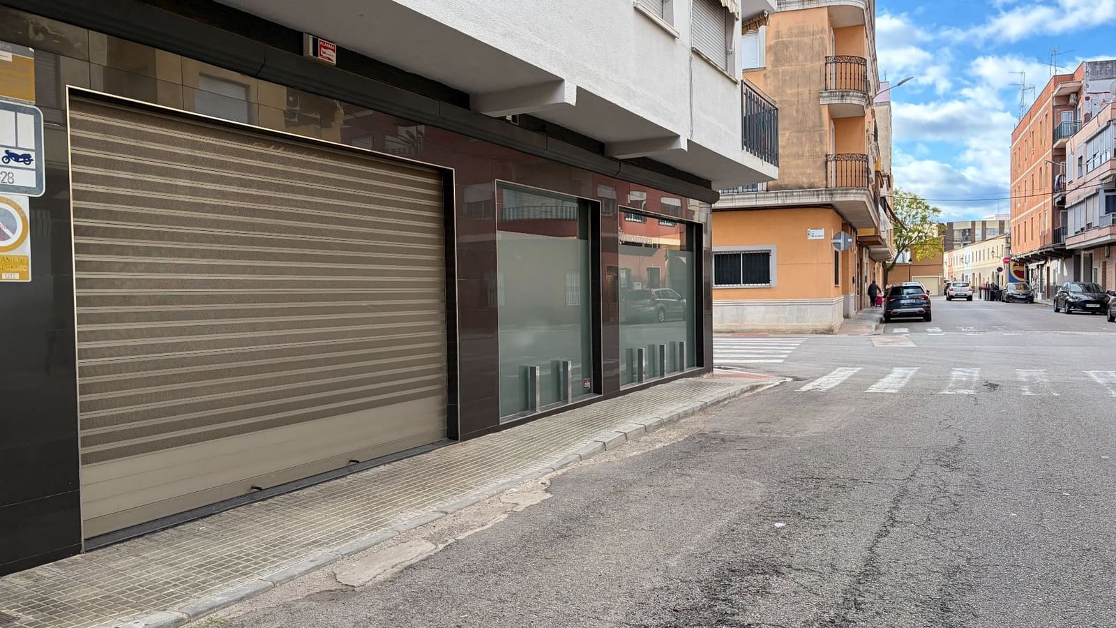 Local Commercial à vendre à Alberic - 124 000 € (Ref: 10062719)