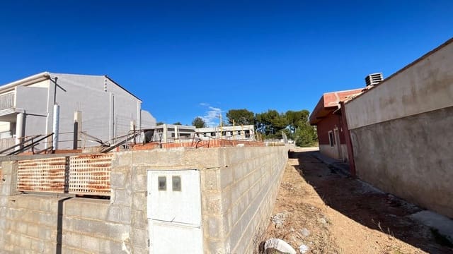 3 sovrum Semi-fristående Villa till salu i Catadau med garage - 120 000 € (Ref: 10062720)