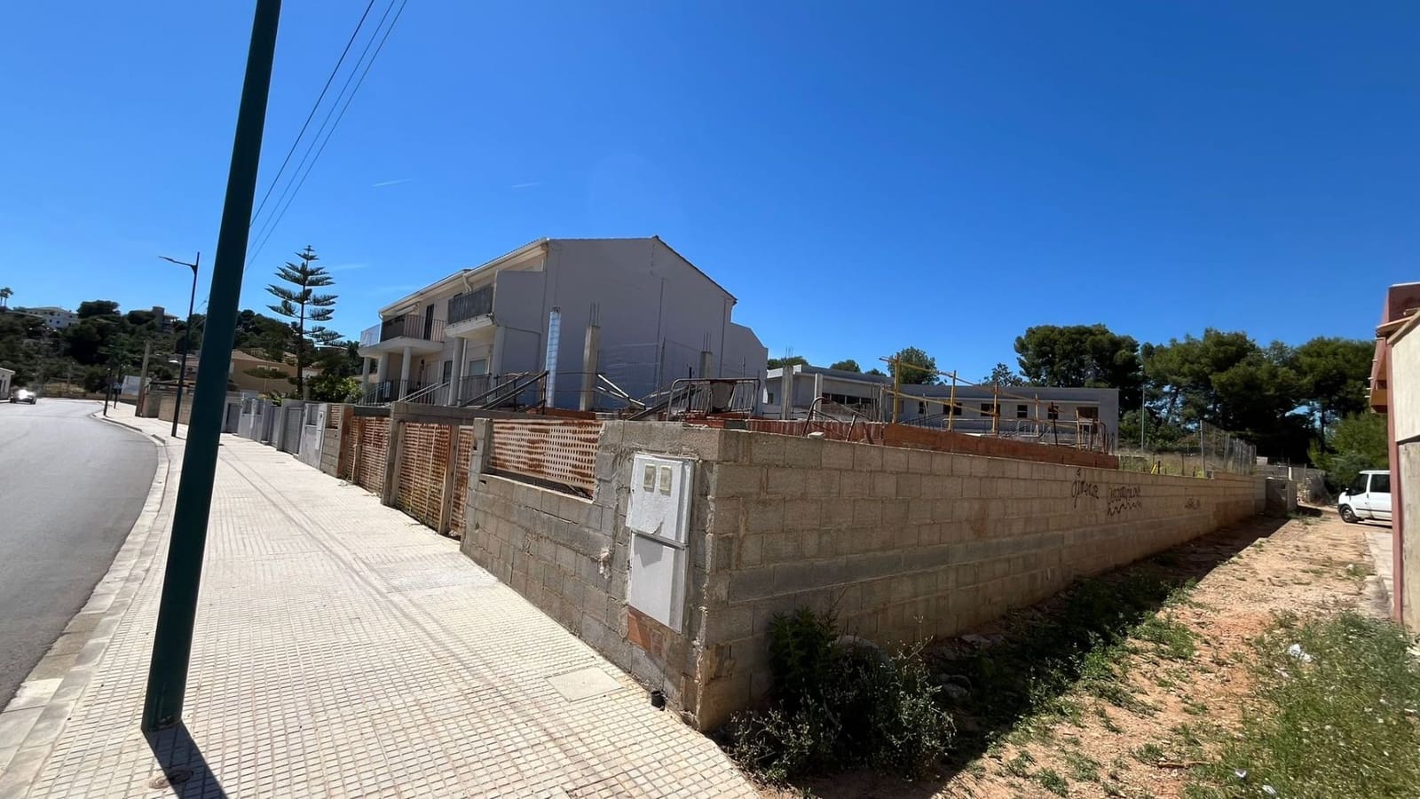 3 soveværelse Semi-Rækkehus til salg i Catadau med garage - € 120.000 (Ref: 10062720)