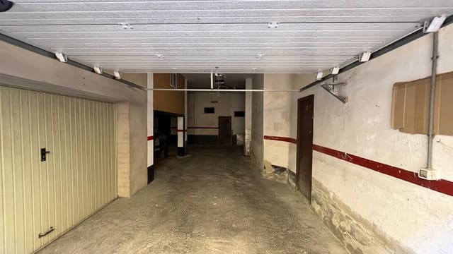 Garage à vendre à Antella - 13 000 € (Ref: 10062721)
