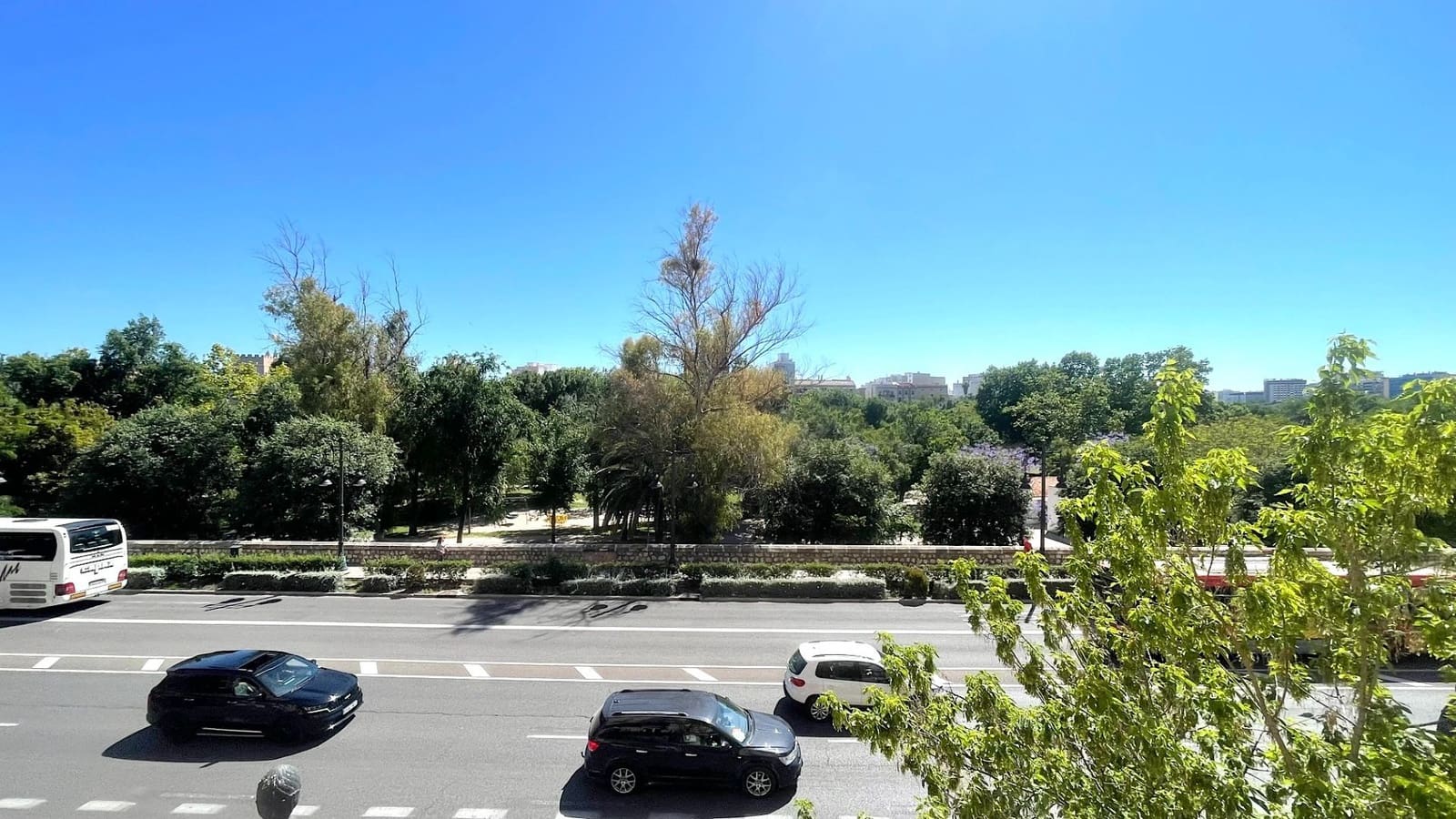 2 sovrum Lägenhet att hyra i Valencia stad - 1 750 € (Ref: 10080493)