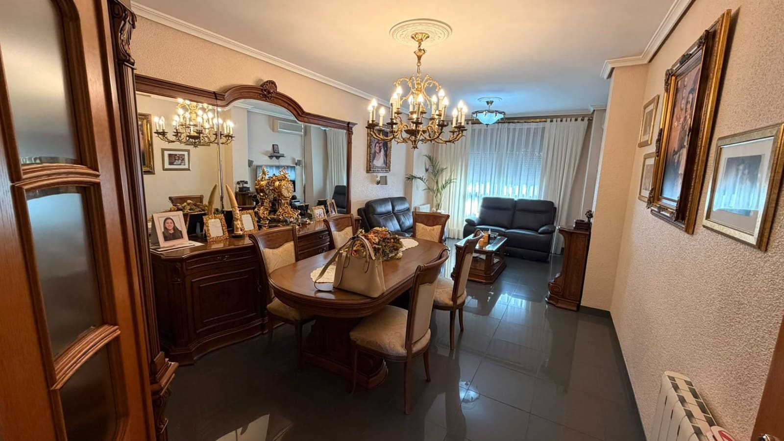 3 Zimmer Wohnung zu verkaufen in Alberic - 145.000 € (Ref: 10088876)