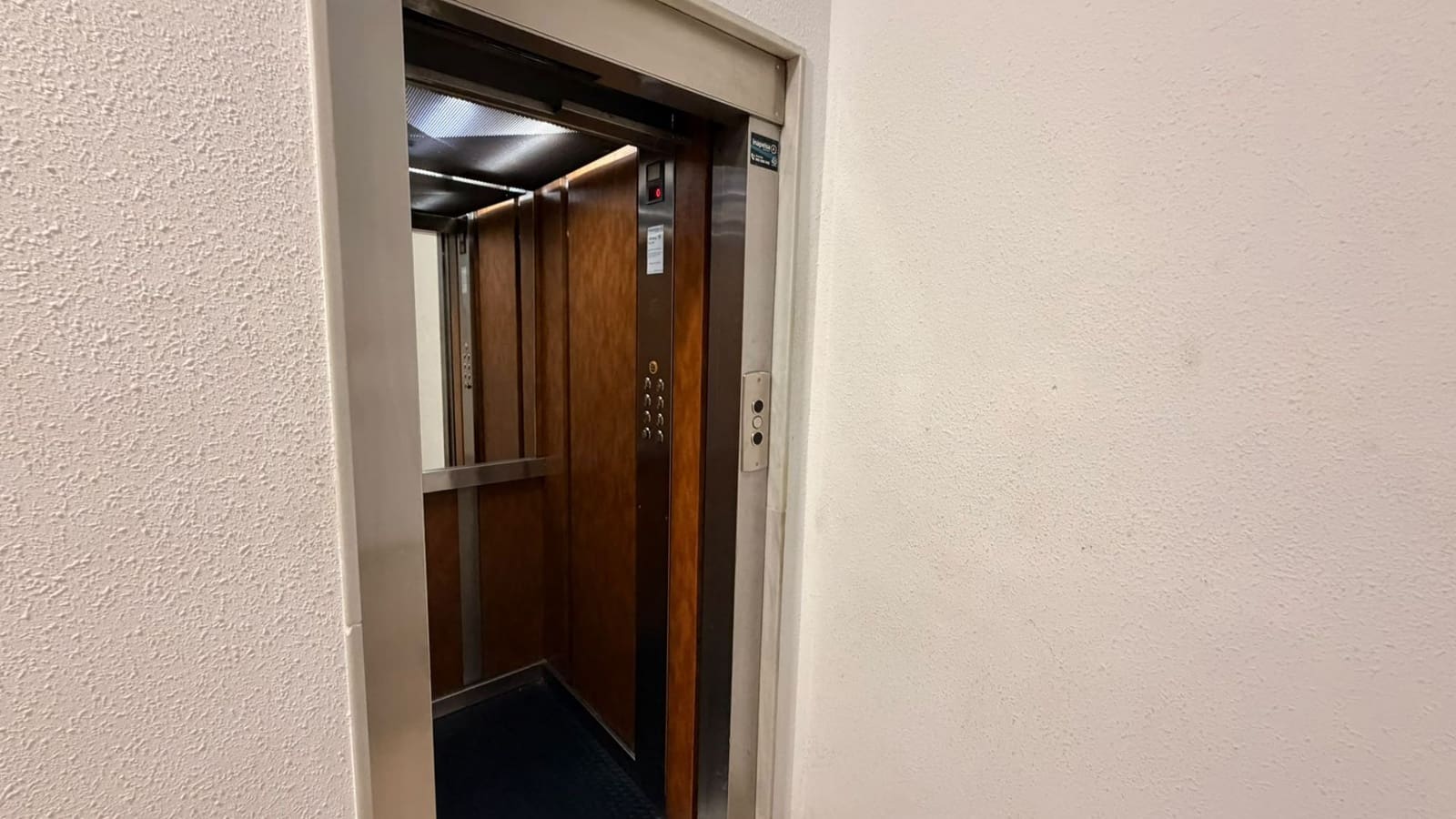 3 Zimmer Wohnung zu verkaufen in Alberic - 145.000 € (Ref: 10088876)