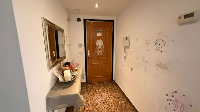 Piso de 2 habitaciones en Alberic en venta - 140.000 € (Ref: 10091048)