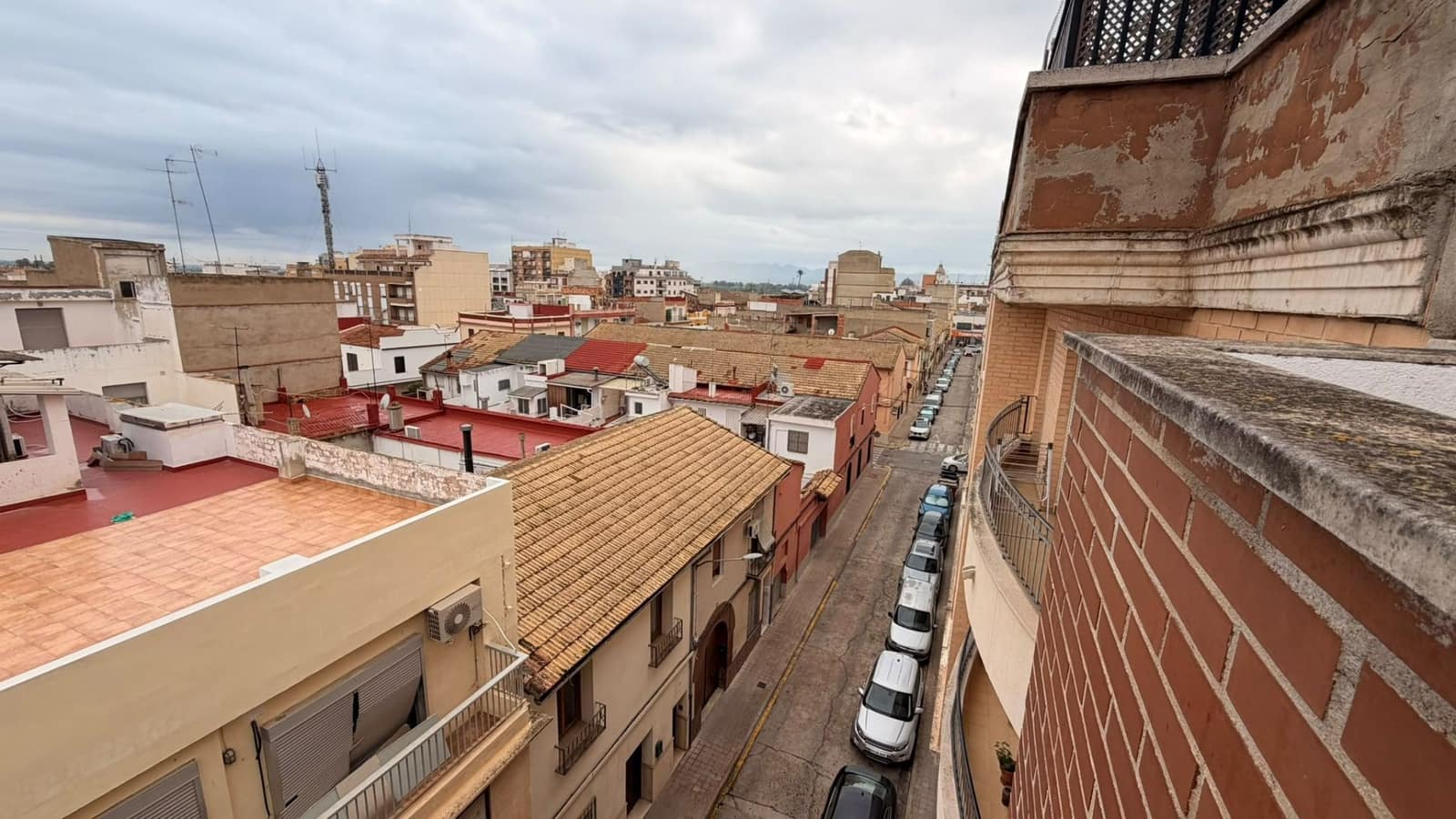Piso de 2 habitaciones en Alberic en venta - 140.000 € (Ref: 10091048)