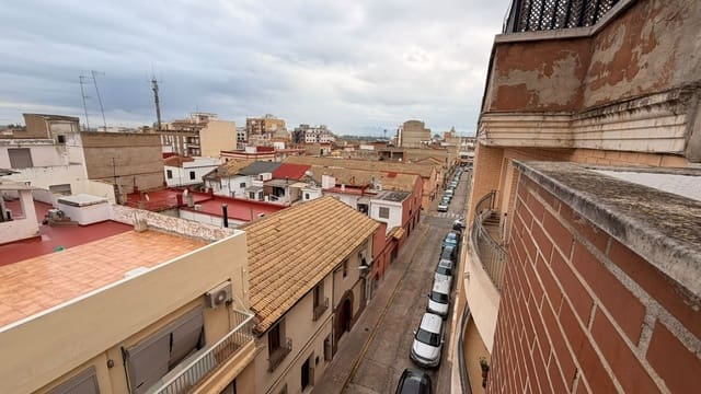 Piso de 2 habitaciones en Alberic en venta - 140.000 € (Ref: 10091048)