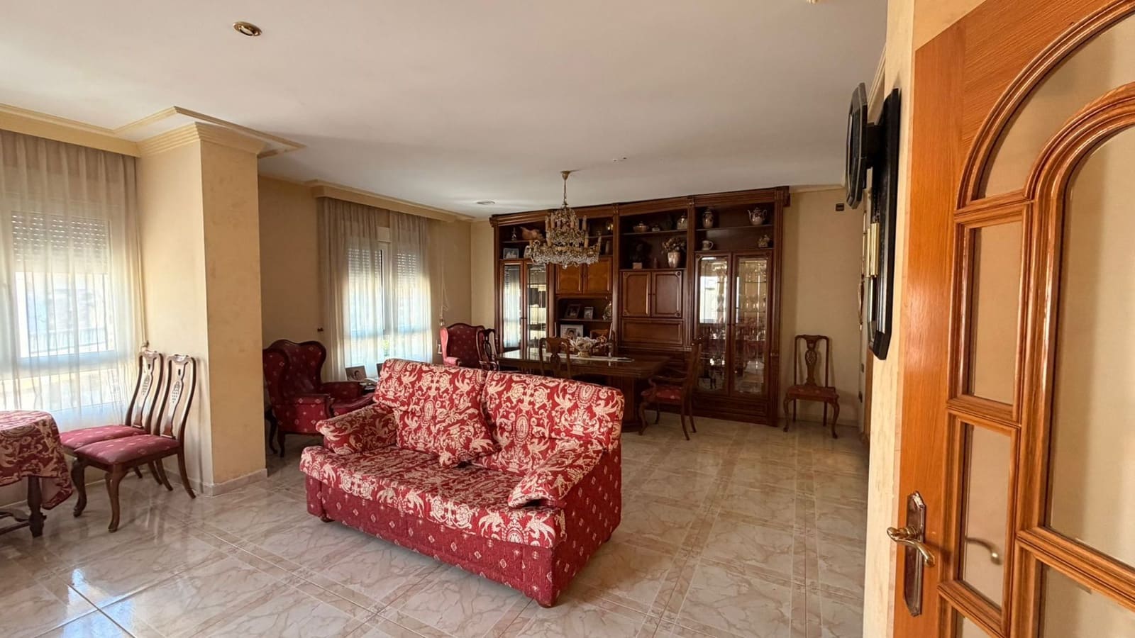 4 sypialnia Mieszkanie na sprzedaż w Alberic - 135 000 € (Ref: 10114633)