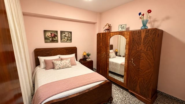 4 sovrum Lägenhet till salu i Alberic - 124 900 € (Ref: 10114635)