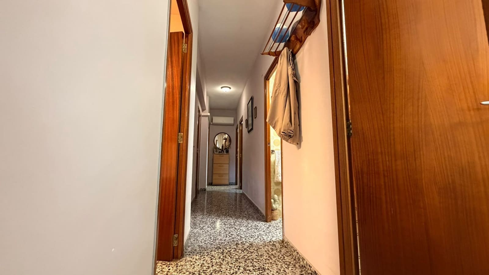 4 bedroom Flat for sale in Alberic - € 124,900 (Ref: 10114635)