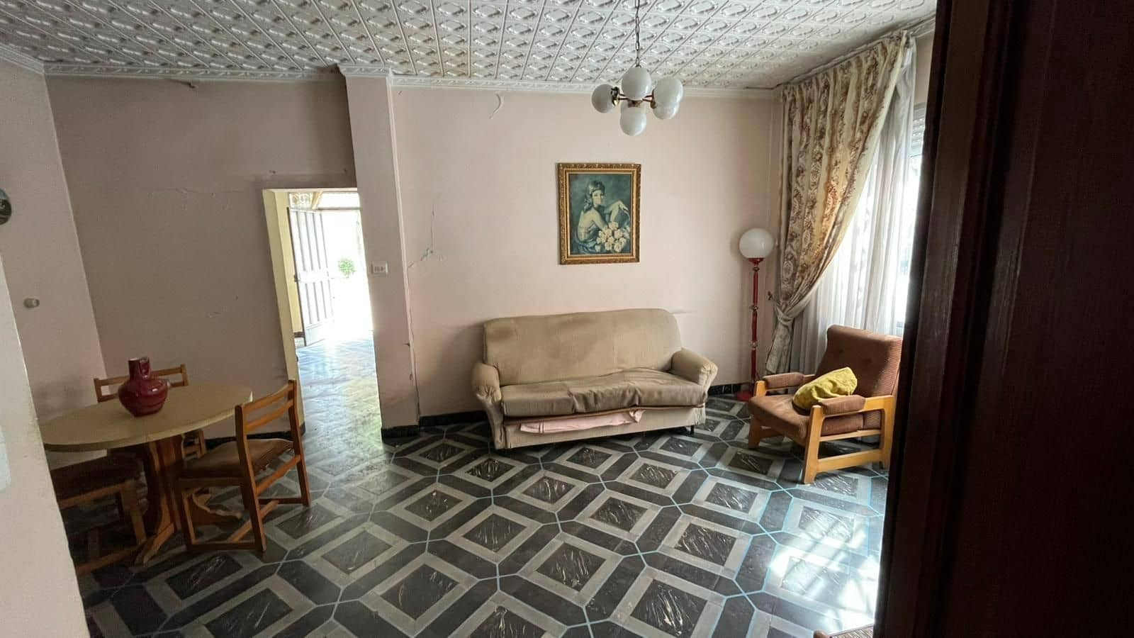10 soveværelse Villa til salg i Alberic - € 139.000 (Ref: 10123470)
