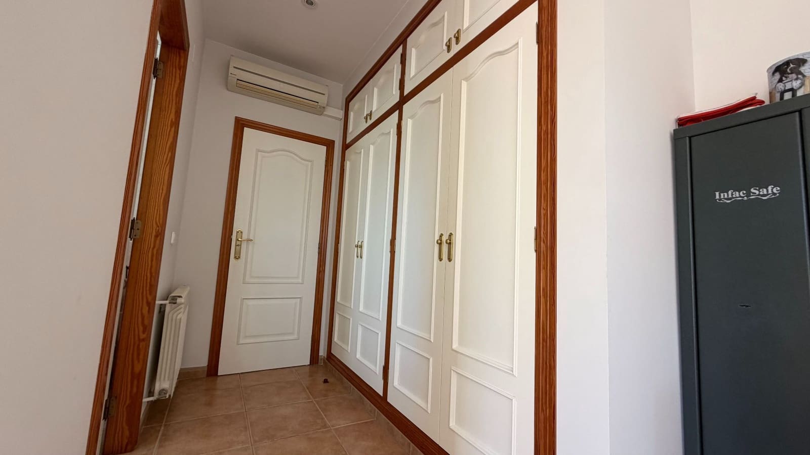 4 slaapkamer Villa te koop in Alberic met zwembad garage - € 360.000 (Ref: 10127726)