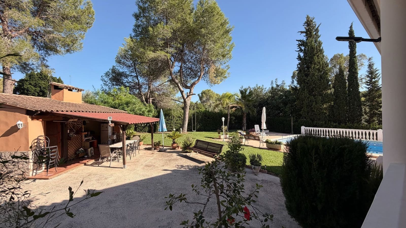 4 slaapkamer Villa te koop in Alberic met zwembad garage - € 360.000 (Ref: 10127726)