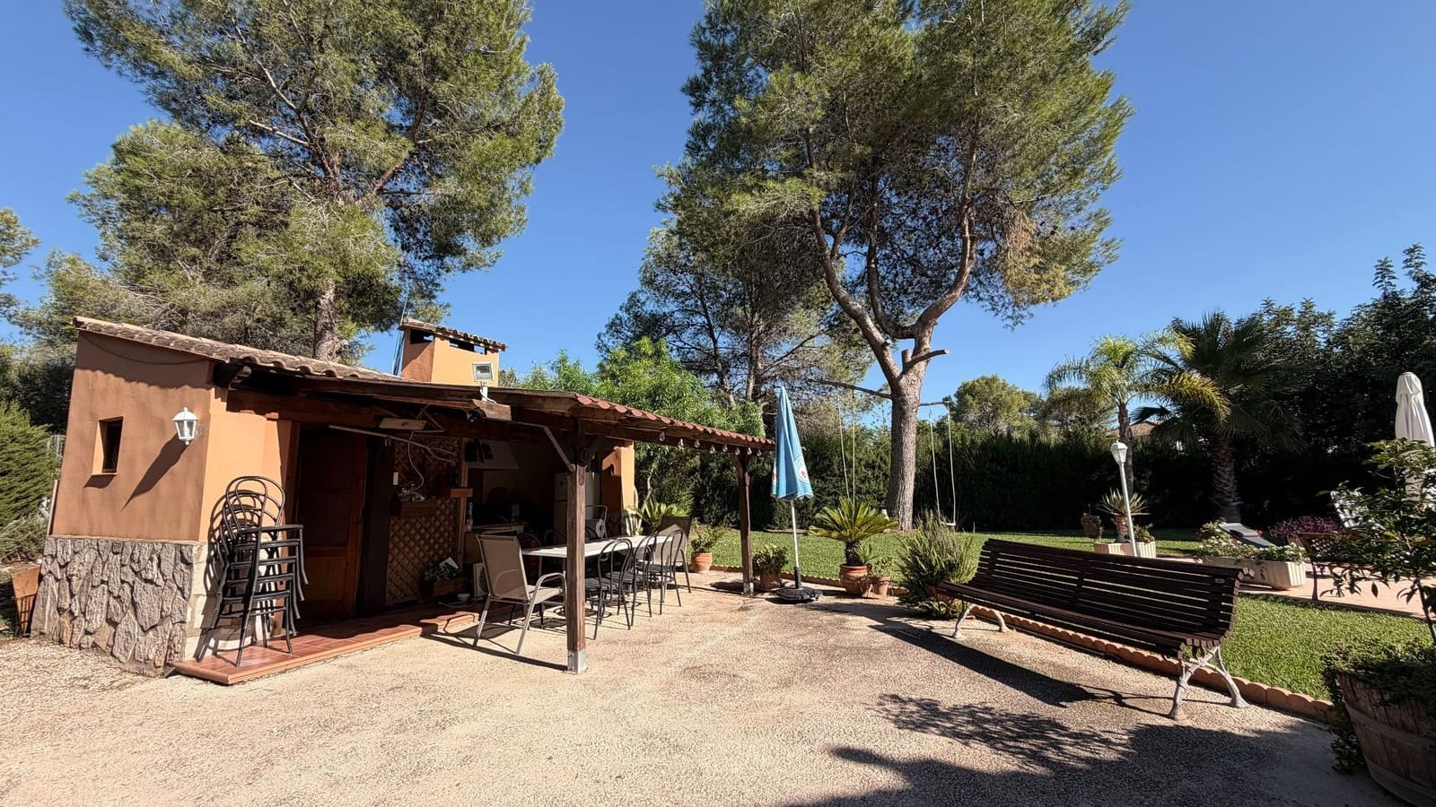 4 slaapkamer Villa te koop in Alberic met zwembad garage - € 360.000 (Ref: 10127726)