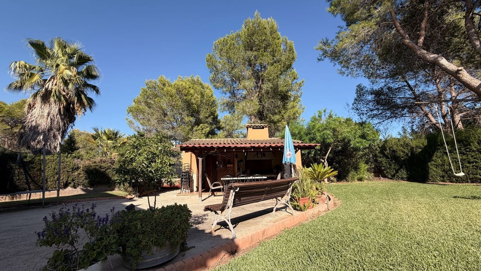 4 slaapkamer Villa te koop in Alberic met zwembad garage - € 360.000 (Ref: 10127726)