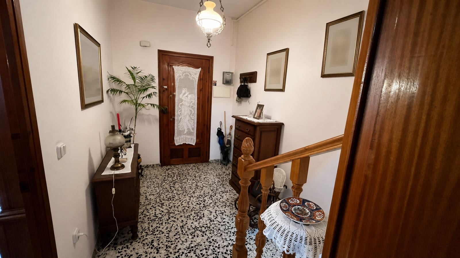 4 slaapkamer Villa te koop in Alberic met garage - € 155.000 (Ref: 10131236)