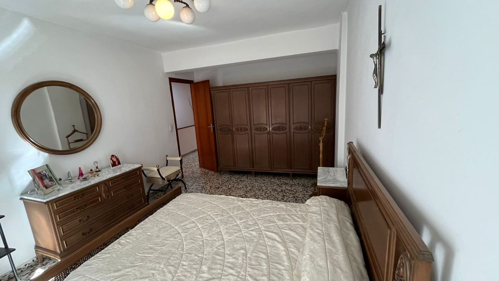 4 slaapkamer Villa te koop in Alberic met garage - € 155.000 (Ref: 10131236)