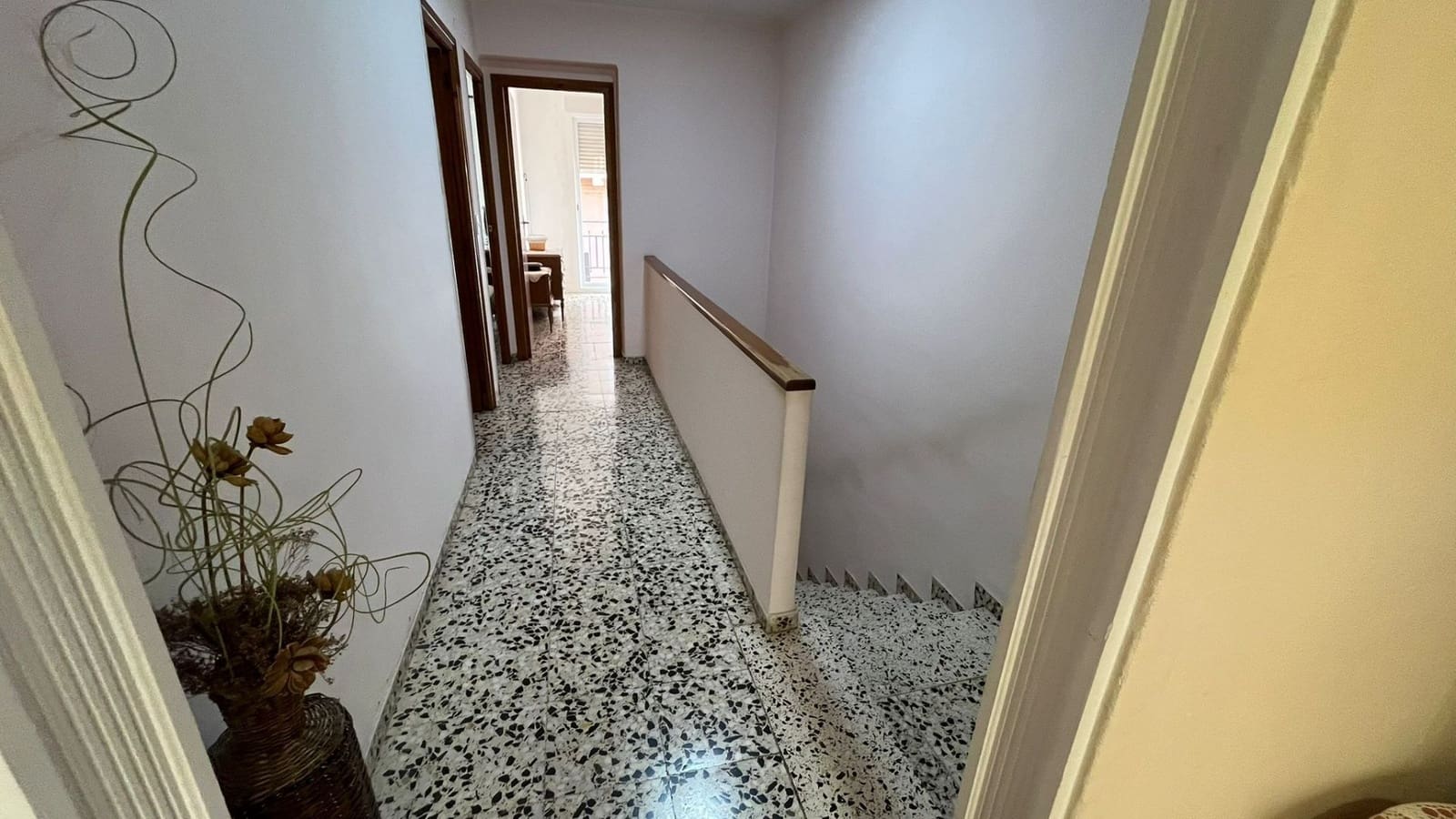 4 slaapkamer Villa te koop in Alberic met garage - € 155.000 (Ref: 10131236)