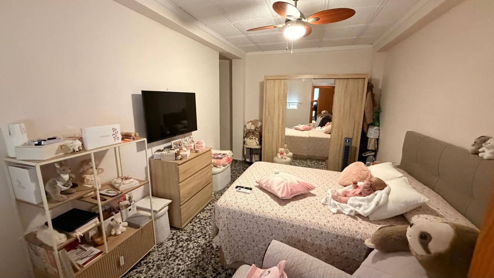 4 bedroom Flat for sale in Alberic - € 93,000 (Ref: 10154621)