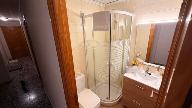 4 Zimmer Wohnung zu verkaufen in Alberic - 93.000 € (Ref: 10154621)