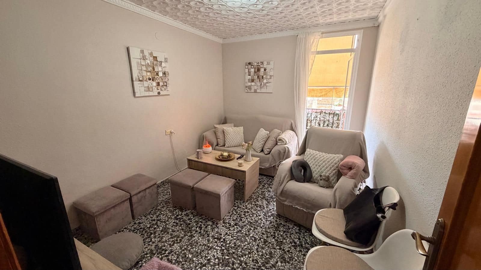 4 bedroom Flat for sale in Alberic - € 93,000 (Ref: 10154621)