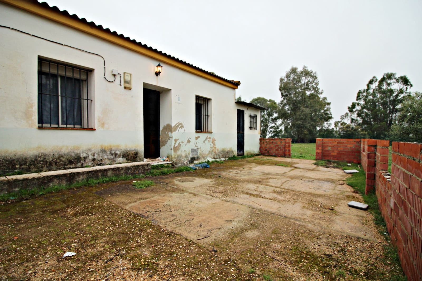 2 soverom Finca/Herregård til salgs i El Almendro - € 29 900 (Ref: 9720368)