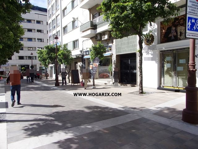 Commercieel te huur in Huelva stad - € 1.500 (Ref: 9720371)