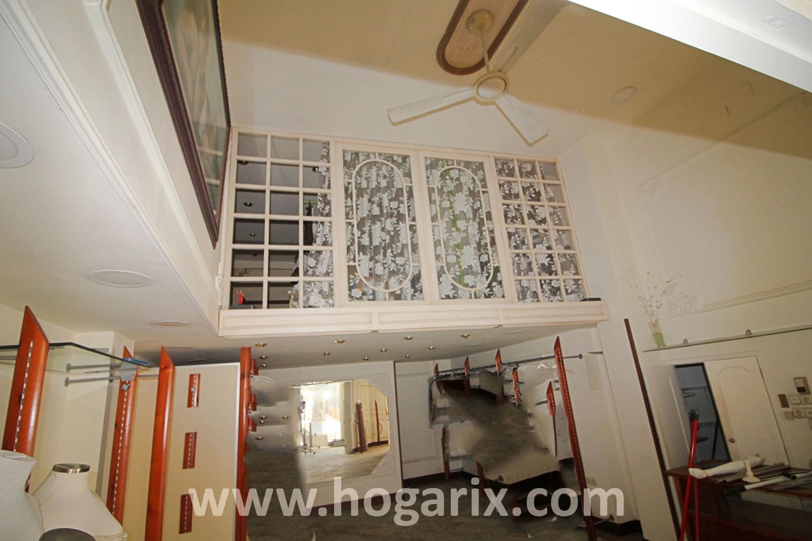 Commercial for sale in Huelva city - € 109,900 (Ref: 9720375)