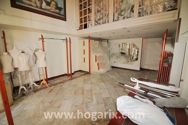 Commercial for sale in Huelva city - € 109,900 (Ref: 9720375)