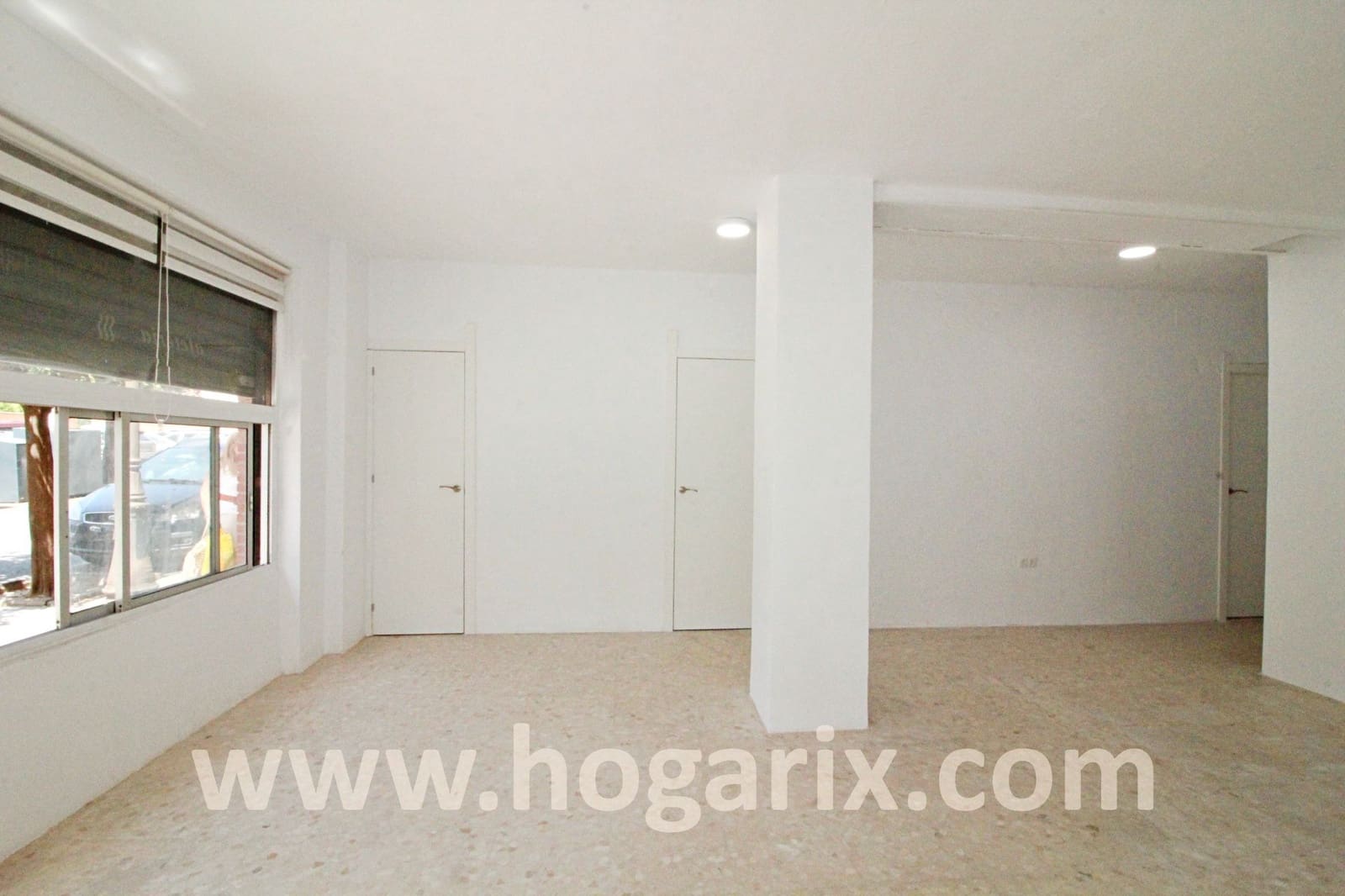 Commercial for rent in Huelva city - € 800 (Ref: 9720379)
