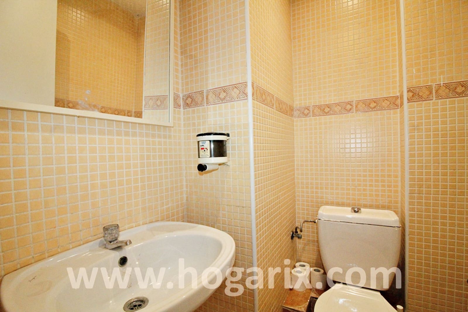 Commercial for rent in Huelva city - € 800 (Ref: 9720379)