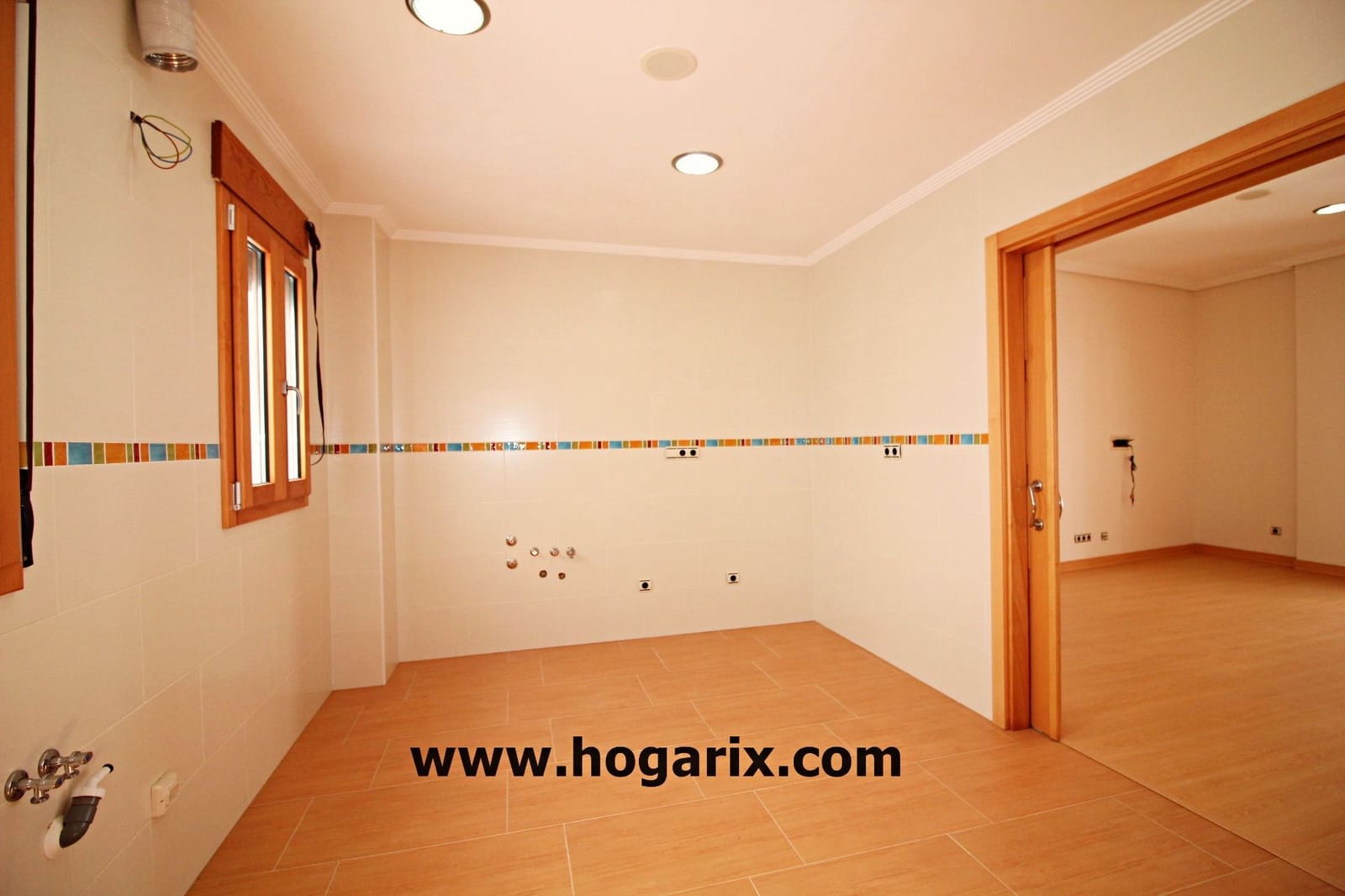 4 bedroom Flat for sale in Villanueva de los Castillejos with garage - € 200,000 (Ref: 9720380)