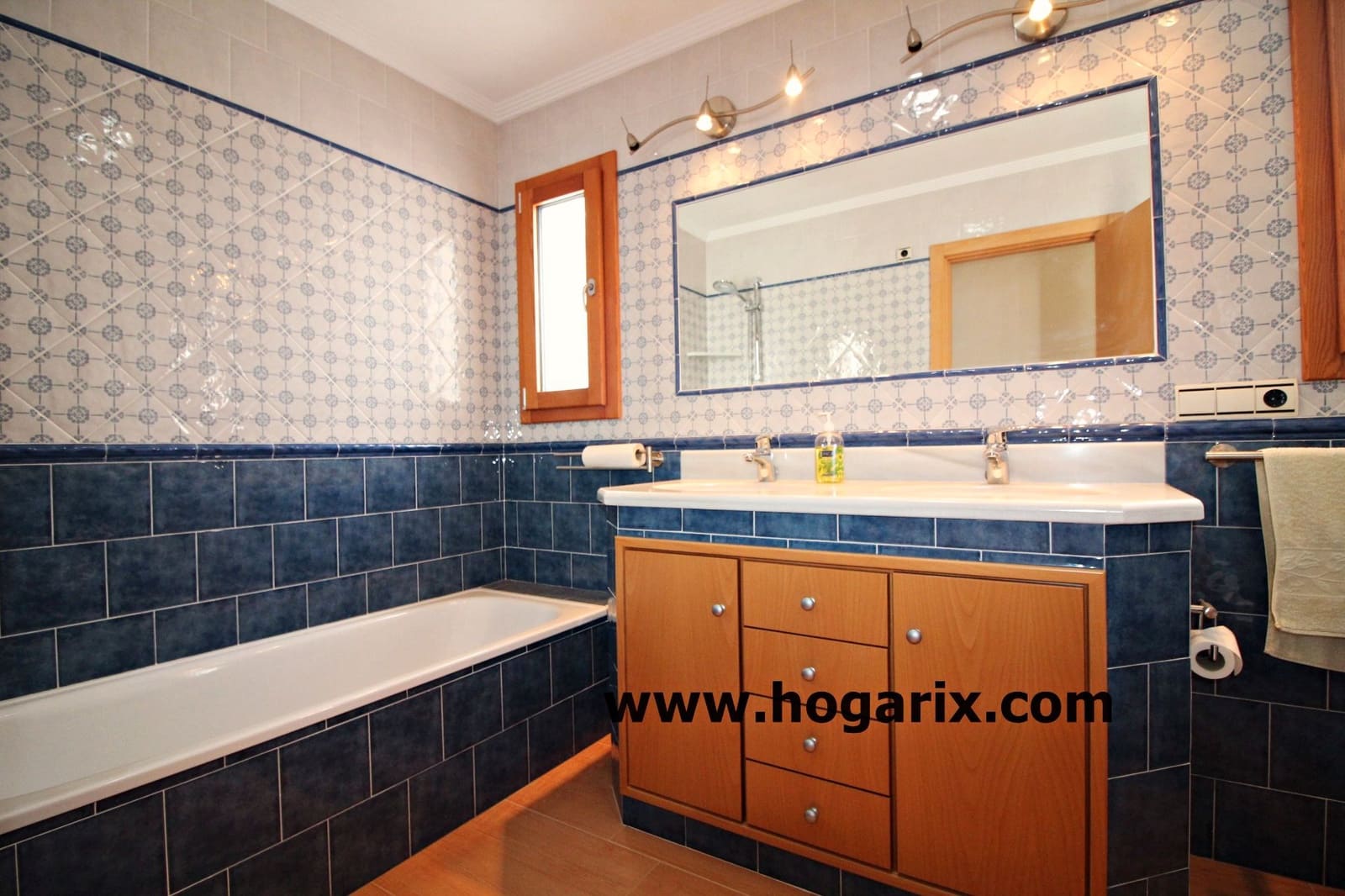 4 bedroom Flat for sale in Villanueva de los Castillejos with garage - € 200,000 (Ref: 9720380)