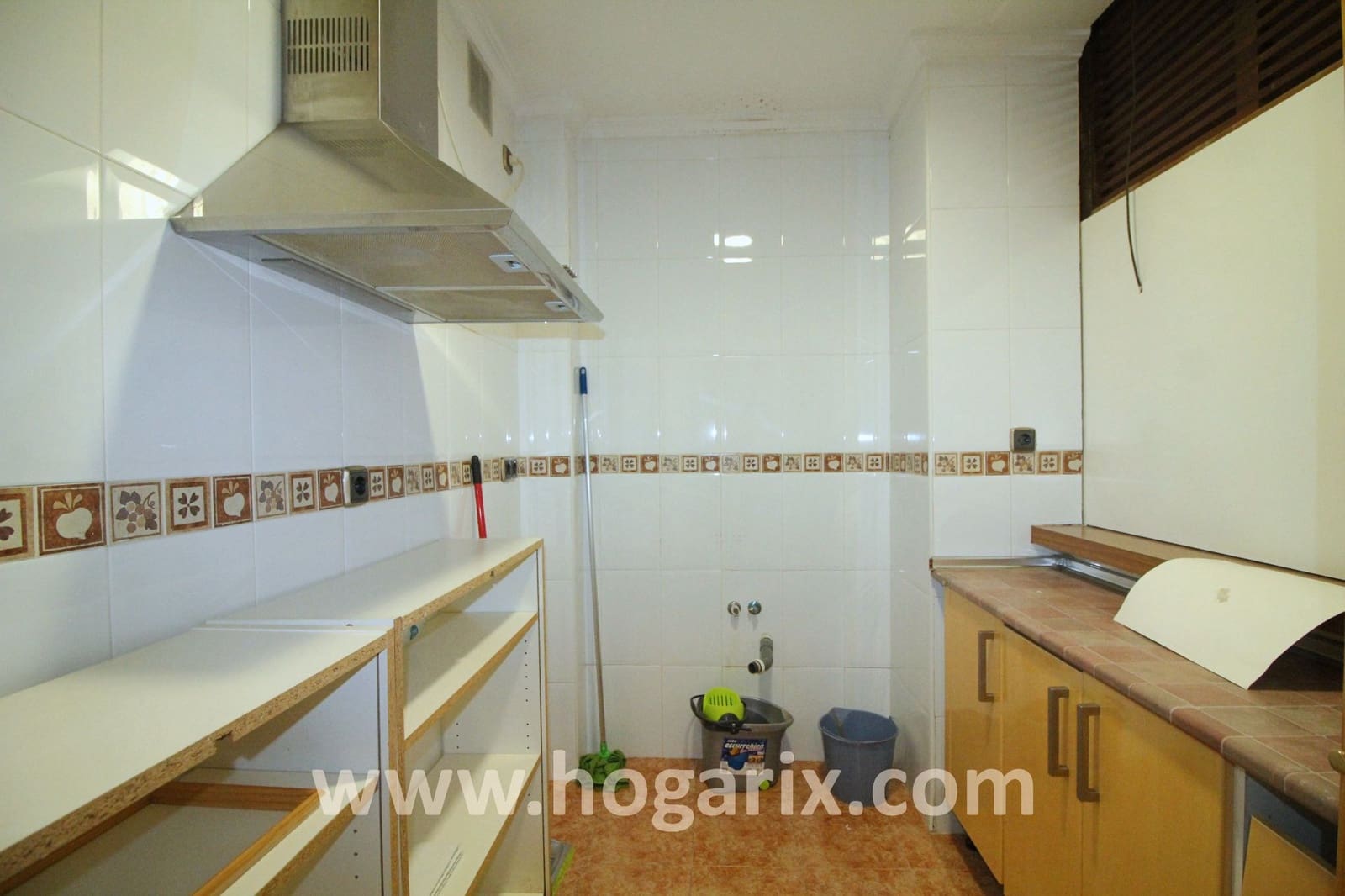 Office for rent in Huelva city - € 650 (Ref: 9720382)